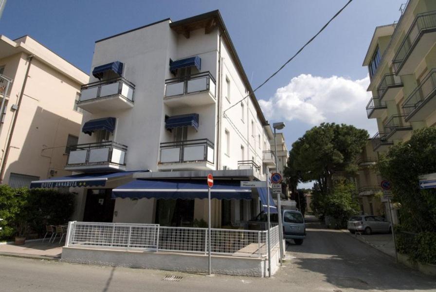 Hotel Annarita Rimini Bagian luar foto